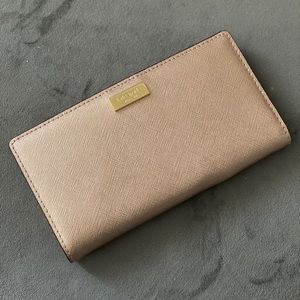 Laurel Way Printed Stacy Wallet